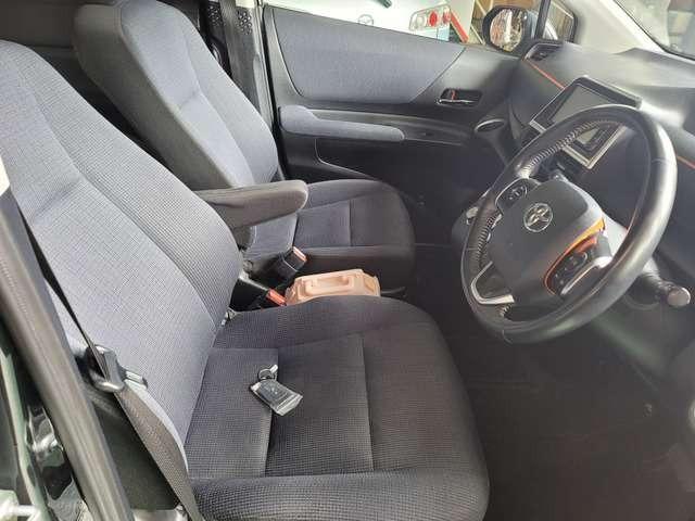 シエンタ G 2年保証 両側電動スライドドア(3枚目)