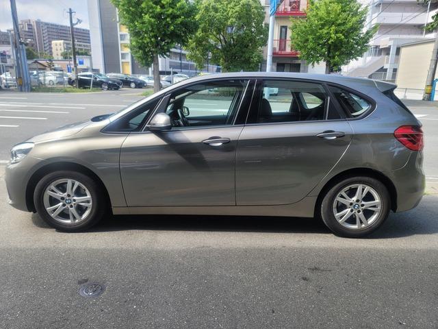 ２シリーズ ２１８ｉアクティブツアラー　本革シート　電動シート　横滑り防止　衝突軽減ブレーキ（10枚目）