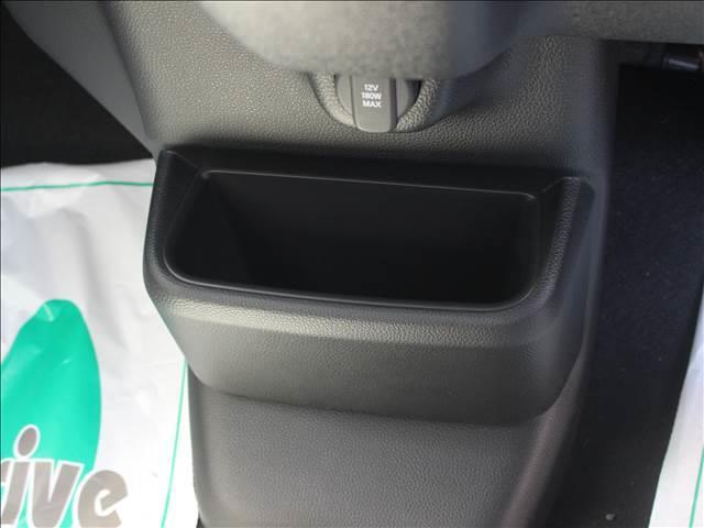 Ｎ－ＢＯＸカスタム ベースグレード　届出済み未使用車（25枚目）