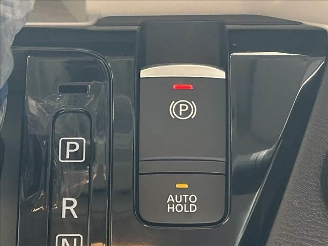 デリカミニ Ｇ　プレミアム　届出済未使用車　衝突被害軽減ブレーキ　　スマートキー　ＥＣＳ　アイドリングストップ　ＬＥＤヘッドライト　サーキュレータ　ロールサンシェードデジタルインナーミラー（14枚目）
