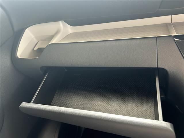 デリカミニ Ｇ　プレミアム　届出済未使用車　衝突被害軽減ブレーキ　　スマートキー　ＥＣＳ　アイドリングストップ　ＬＥＤヘッドライト　サーキュレータ　ロールサンシェードデジタルインナーミラー（19枚目）