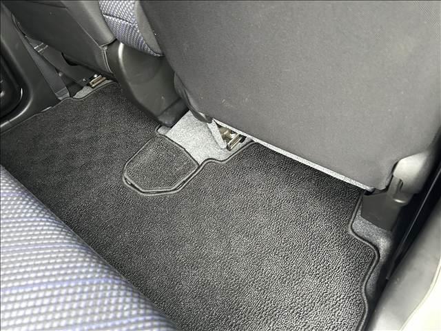 ワゴンＲ ハイブリッドＦＸ（13枚目）