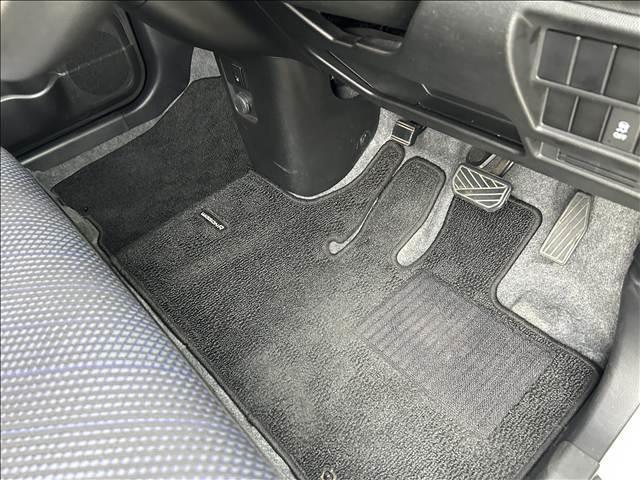 ワゴンＲ ハイブリッドＦＸ（31枚目）