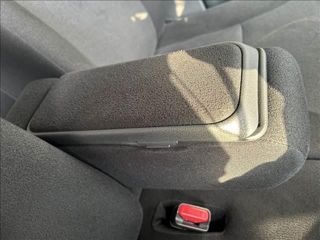 ムーヴキャンバス ＧブラックアクセントＶＳ　ＳＡＩＩＩ　両側電動スライドドアフルセグナビＣＤ／ＤＶＤ／ラジオ／Ｂｌｕｅｔｏｏｔｈアイドリングストップ　衝突被害軽減ブレーキ　ＡＣＣ全方位カメラ付フロアマット／ドアバイザー（30枚目）