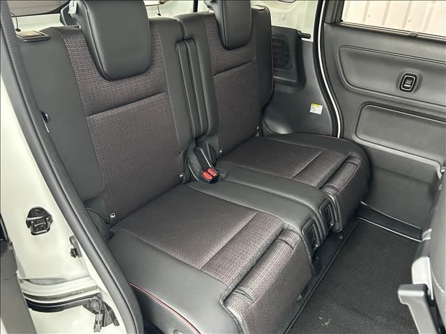 スペーシアカスタム ハイブリッドＸＳ　両側電動スライドドアワンセグナビＢｌｕｅｔｏｏｔｈ付　アイドリングストップ　衝突被害軽減ブレーキ　ＡＣＣドライブレコーダー　ＥＴＣ（13枚目）