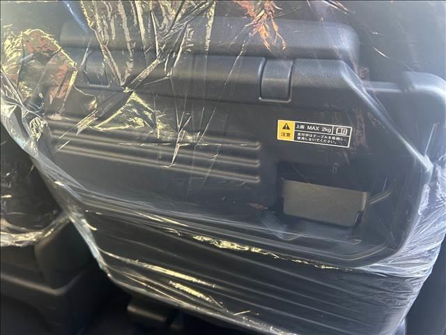 タント カスタムＸ　届出済未使用車　禁煙車両側電動スライドドアバックカメラアイドリングストップ　衝突被害軽減ブレーキ　ＡＣＣキーレス　スマートキー　電子パーキング（17枚目）