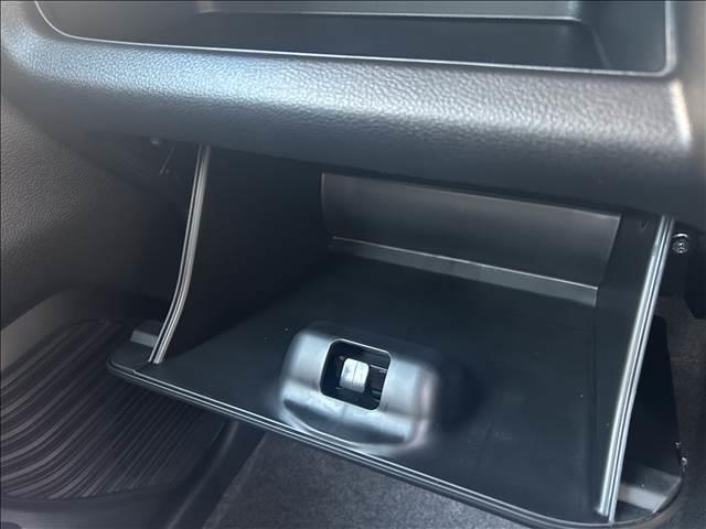 ハスラー ハイブリッドＧ　届出済未使用車　禁煙車アイドリングストップ　衝突被害軽減ブレーキ　ＡＣＣキーレス　スマートキー（23枚目）