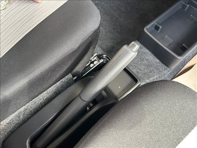 ミライース Ｌ　ＳＡＩＩＩ　届出済未使用車　禁煙車アイドリングストップ　衝突被害軽減ブレーキ　ＡＣＣ（18枚目）