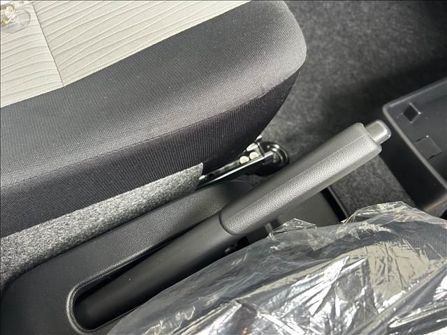 ミライース Ｌ“ＳＡＩＩＩ”　届出済未使用車　禁煙車アイドリングストップ　衝突被害軽減ブレーキ　ＡＣＣ（19枚目）