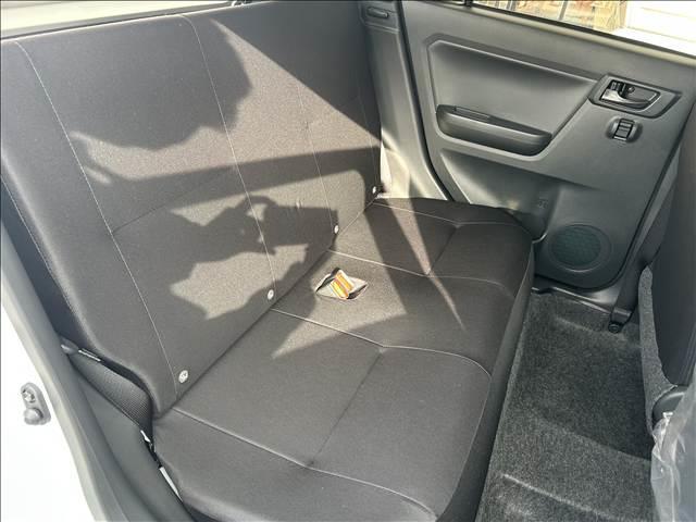 ミライース Ｌ“ＳＡＩＩＩ”　届出済未使用車　禁煙車アイドリングストップ　衝突被害軽減ブレーキ　ＡＣＣ（9枚目）