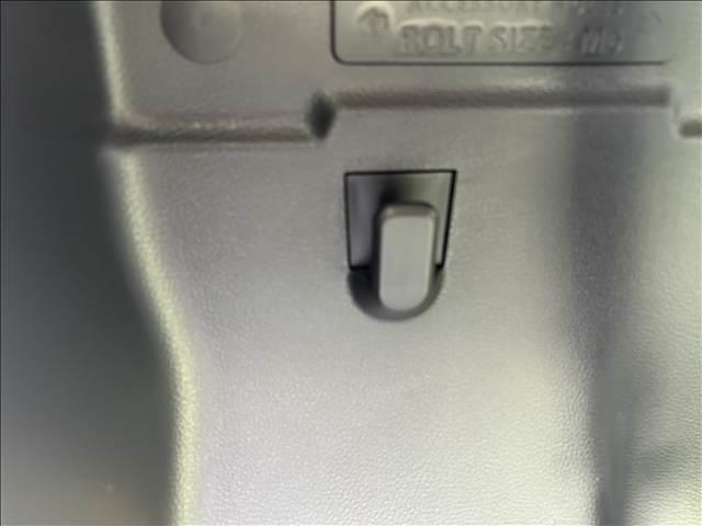 ハスラー ハイブリッドＸ　届出済未使用車禁煙車　アルミホイールキーレス　スマートキーアイドリングストップ　衝突被害軽減ブレーキ　ＡＣＣシートヒーター（8枚目）