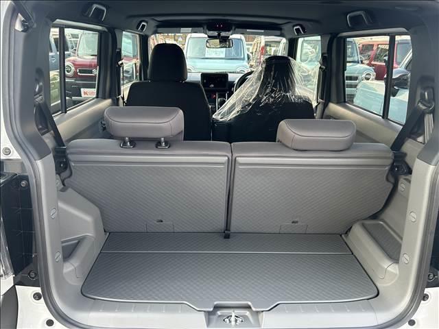 タフト Ｇ　ダーククロムベンチャー　届出済未使用車　禁煙車アイドリングストップ　衝突被害軽減ブレーキキーレス　スマートキー電子パーキングサンルーフ（6枚目）