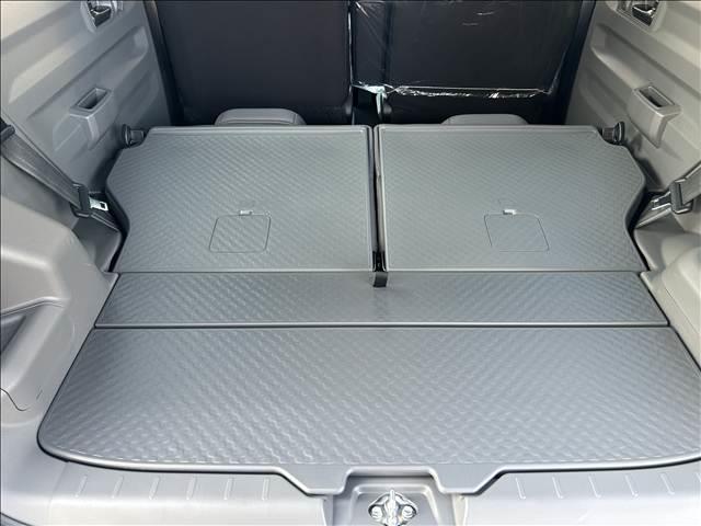 タフト Ｇ　ダーククロムベンチャー　届出済未使用車　禁煙車アイドリングストップ　衝突被害軽減ブレーキキーレス　スマートキー電子パーキングサンルーフ（7枚目）