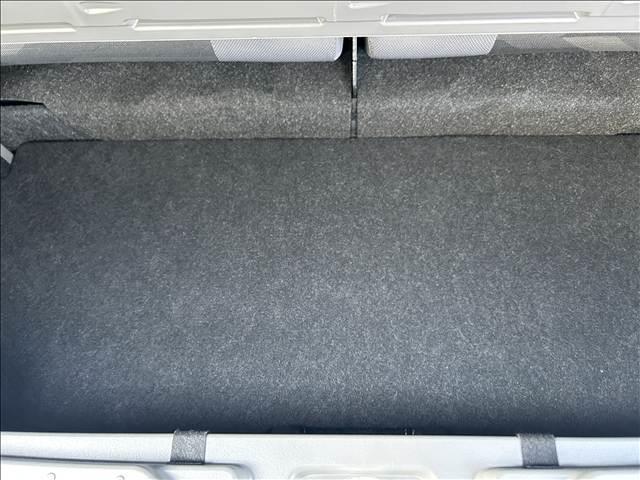 タフト Ｇ　ダーククロムベンチャー　届出済未使用車　禁煙車アイドリングストップ　衝突被害軽減ブレーキキーレス　スマートキー電子パーキングサンルーフ（8枚目）