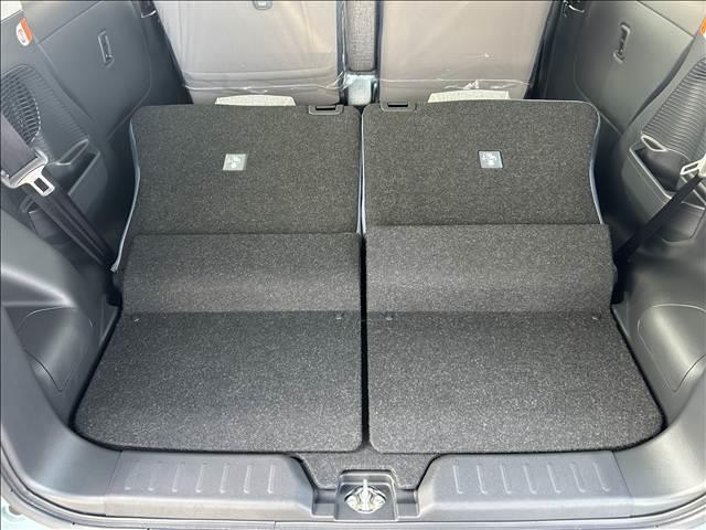 ムーヴキャンバス ストライプスＧ　届出済未使用車　禁煙車両側電動スライドドア　アイドリングストップ　衝突被害軽減ブレーキキーレス　スマートキー　電子パーキング（7枚目）