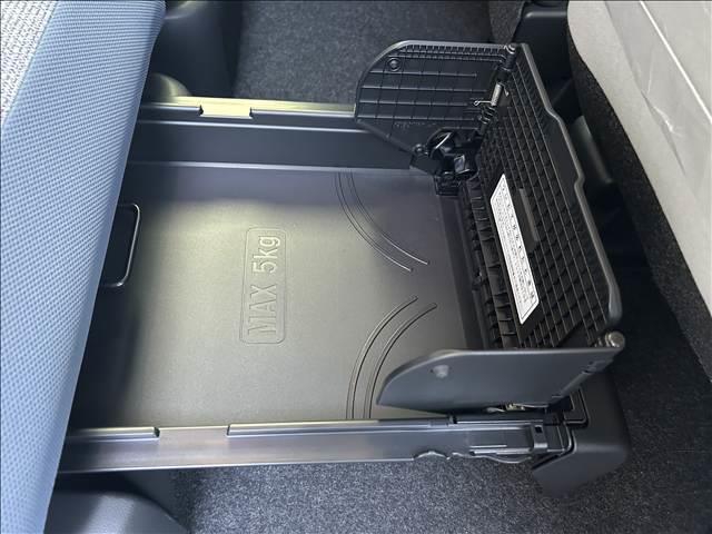 ムーヴキャンバス ストライプスＧ　届出済未使用車　禁煙車両側電動スライドドア　アイドリングストップ　衝突被害軽減ブレーキキーレス　スマートキー　電子パーキング（15枚目）