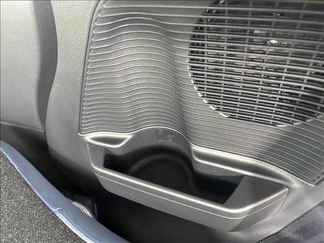 ムーヴキャンバス ストライプスＧ　届出済未使用車　禁煙車両側電動スライドドア　アイドリングストップ　衝突被害軽減ブレーキキーレス　スマートキー　電子パーキング（9枚目）