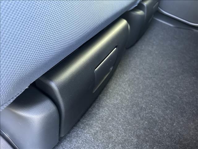 ムーヴキャンバス ストライプスＧ　届出済未使用車　禁煙車両側電動スライドドア　アイドリングストップ　衝突被害軽減ブレーキキーレス　スマートキー　電子パーキング（14枚目）