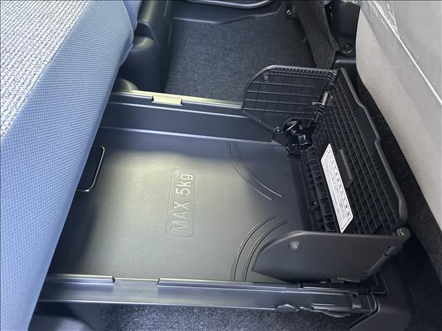 ムーヴキャンバス ストライプスＧ　届出済未使用車　禁煙車両側電動スライドドア　アイドリングストップ　衝突被害軽減ブレーキキーレス　スマートキー　電子パーキング（15枚目）