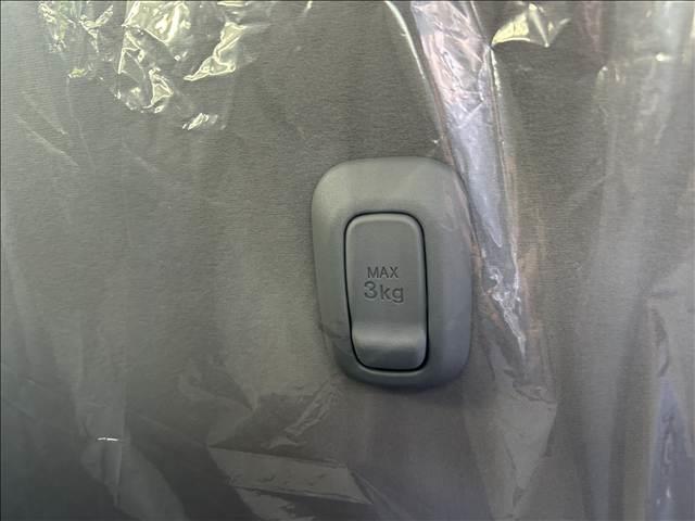 ムーヴキャンバス ストライプスＧ　届出済未使用車　禁煙車両側電動スライドドア　アイドリングストップ　衝突被害軽減ブレーキキーレス　スマートキー　電子パーキング（17枚目）