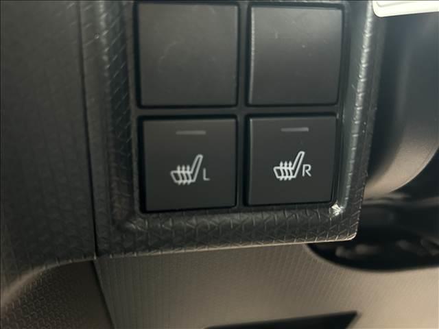 タント カスタムX 届出済未使用車 禁煙車両側電動スライドドアアイドリングストップ 衝突被害軽減ブレーキキーレス スマートキー電子パーキング(30枚目)