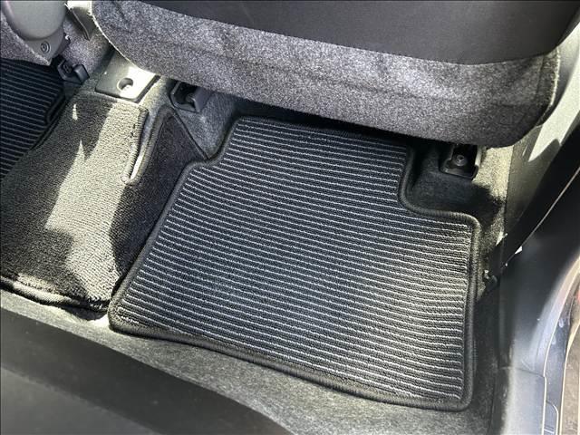 ミライース Ｌ　ＳＡＩＩＩ　ワンセグナビＢｌｕｅｔｏｏｔｈ付　アイドリングストップ　衝突被害軽減ブレーキドライブレコーダー　ＥＴＣフロアマット／ドアバイザー（12枚目）