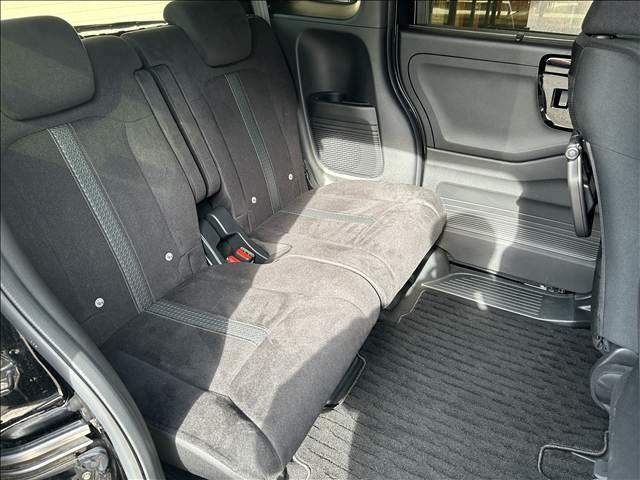 N-BOXカスタム G・L ナビBluetooth付 両側電動スライドドアアイドリングストップ 衝突被害軽減ブレーキ ACCドライブレコーダーバックカメラフロアマット/ドアバイザー(12枚目)