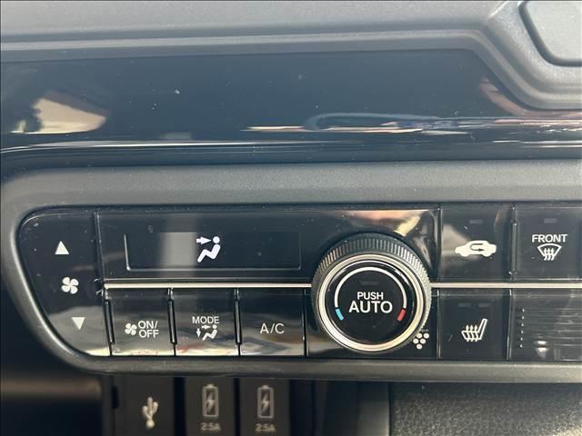 N-BOXカスタム G・L ナビBluetooth付 両側電動スライドドアアイドリングストップ 衝突被害軽減ブレーキ ACCドライブレコーダーバックカメラフロアマット/ドアバイザー(26枚目)