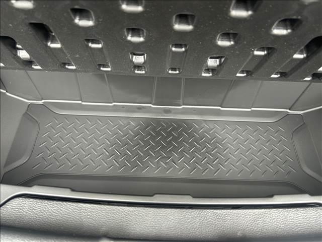 �P�C�J�t�F�ł́A���K�ȃJ�[���C�t���߂����Ă����������߂ɃI�C�������`����_����Ԍ������Ȃǂ����{�B���y��ʏȃg�b�v�����N�̎w��H��U���_�A�F�؍H��P���_�̑̐��ō����N�I���e�B�̐��������{���Ă���܂��B