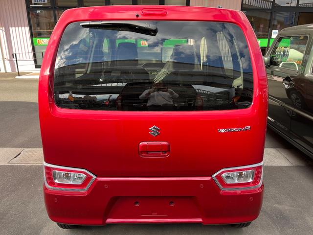 ワゴンＲ ＦＸ　届出済未使用車　衝突被害軽減ブレーキ　オートライト　クリアランスソナー　アイドリングストップ　ＣＤ再生　盗難防止システム　スマートキー　ベンチシート　衝突安全ボディ　シートヒーター　横滑り防止装置（8枚目）