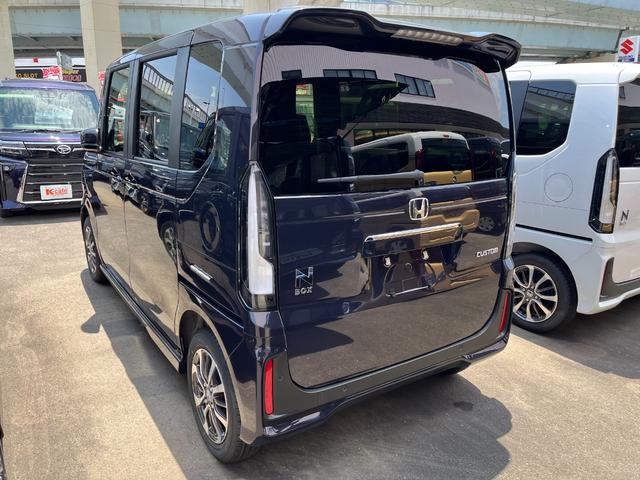 Ｎ－ＢＯＸカスタム ベースグレード　衝突軽減ブレーキ　届出済未使用車　オーディオレス　純正バックカメラ（10枚目）