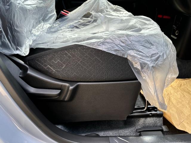 ワゴンＲ ＦＸ　衝突軽減ブレーキ　届出済未使用車　オーディオレス　運転席シートヒーター（24枚目）