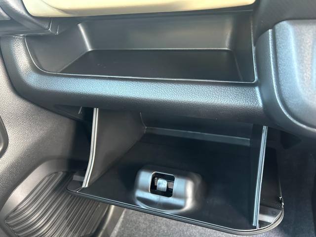ハスラー ハイブリッドＧ　届出済未使用車　禁煙車キーレス　スマートキー（18枚目）