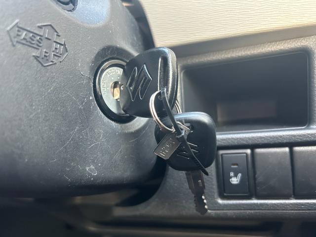 ワゴンR FX フロアマット/ドアバイザーアイドリングストップキーレス(24枚目)