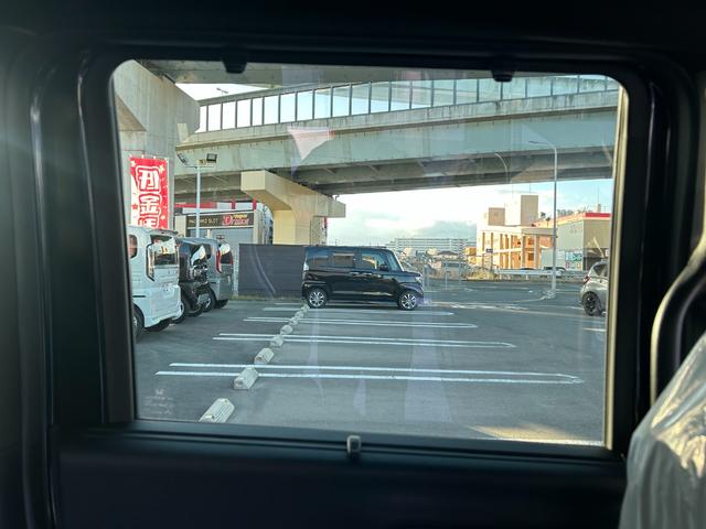 Ｎ－ＢＯＸカスタム ベースグレード　届出済未使用車　禁煙車アルミホイールアイドリングストップ　衝突被害軽減ブレーキ　ＡＣＣバックカメラ片側電動スライドドア（15枚目）