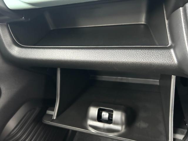 ハスラー ハイブリッドＧ　届出済未使用車　禁煙車アイドリングストップ　衝突被害軽減ブレーキ　ＡＣＣキーレス　スマートキーシートヒーター（19枚目）