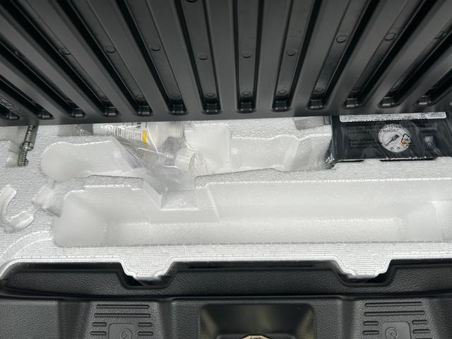 スペーシア ハイブリッドＧ　届出済未使用車　禁煙車両側手動スライドドアキーレス　スマートキーアイドリングストップ　衝突被害軽減ブレーキ　ＡＣＣ（7枚目）