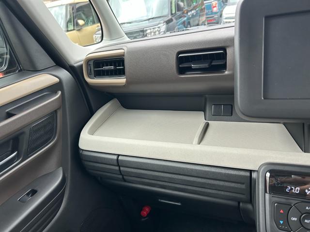 スペーシア ハイブリッドＧ　届出済未使用車　禁煙車両側手動スライドドアキーレス　スマートキーアイドリングストップ　衝突被害軽減ブレーキ　ＡＣＣ（19枚目）