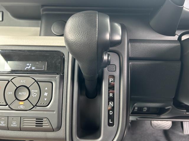 スペーシア ハイブリッドＧ　届出済未使用車　禁煙車両側手動スライドドアキーレス　スマートキーアイドリングストップ　衝突被害軽減ブレーキ　ＡＣＣ（17枚目）