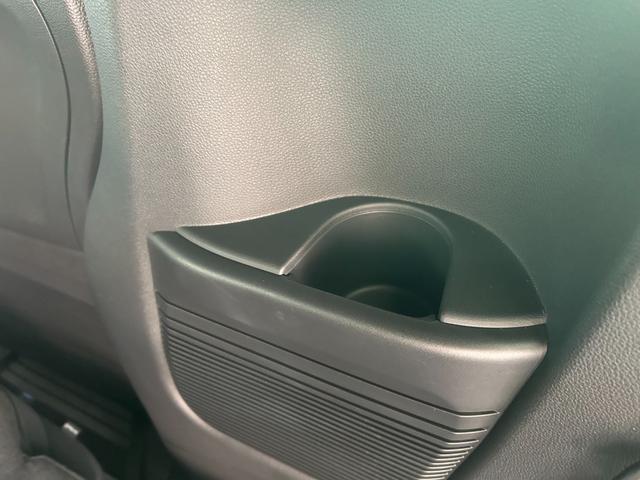 Ｎ－ＢＯＸカスタム Ｌ　スタイル＋ブラック　両側電動スライドドアフルセグナビＢｌｕｅｔｏｏｔｈ付　アイドリングストップ　衝突被害軽減ブレーキ　ＡＣＣドライブレコーダー　ＥＴＣスマートキー　電子パーキング（9枚目）