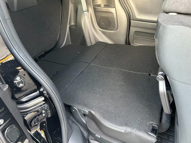 Ｎ－ＢＯＸカスタム Ｌ　スタイル＋ブラック　両側電動スライドドアフルセグナビＢｌｕｅｔｏｏｔｈ付　アイドリングストップ　衝突被害軽減ブレーキ　ＡＣＣドライブレコーダー　ＥＴＣスマートキー　電子パーキング（11枚目）