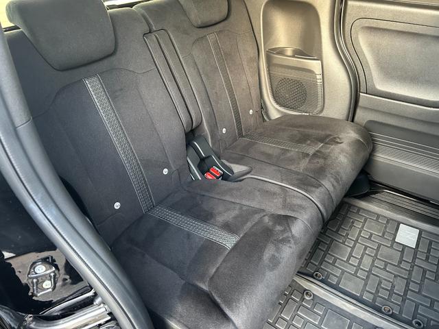 Ｎ－ＢＯＸカスタム Ｌ　スタイル＋ブラック　両側電動スライドドアフルセグナビＢｌｕｅｔｏｏｔｈ付　アイドリングストップ　衝突被害軽減ブレーキ　ＡＣＣドライブレコーダー　ＥＴＣスマートキー　電子パーキング（13枚目）