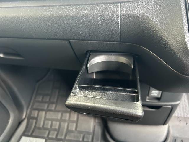 Ｎ－ＢＯＸカスタム Ｌ　スタイル＋ブラック　両側電動スライドドアフルセグナビＢｌｕｅｔｏｏｔｈ付　アイドリングストップ　衝突被害軽減ブレーキ　ＡＣＣドライブレコーダー　ＥＴＣスマートキー　電子パーキング（31枚目）