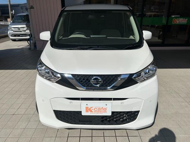 デイズ Ｘ　ワンセグナビＢｌｕｅｔｏｏｔｈ付レンタアップ　アイドリングストップ　衝突被害軽減ブレーキキーレス　スマートキーＥＴＣバックカメラ（2枚目）