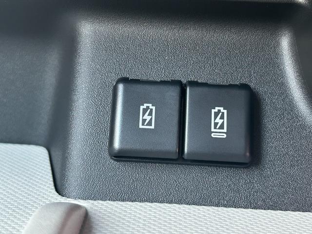 スペーシア ハイブリッドＸ　届出済未使用車　禁煙車　全方位モニター付きフルセグナビＢｌｕｅｔｏｏｔｈ付　アイドリングストップ　衝突被害軽減ブレーキ両側手動電動スライドドアサーキュレータ付きオットマン（32枚目）