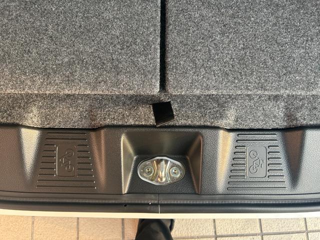 �P�C�J�t�F�ł́A���K�ȃJ�[���C�t���߂����Ă����������߂ɃI�C�������`����_����Ԍ������Ȃǂ����{�B���y��ʏȃg�b�v�����N�̎w��H��U���_�A�F�؍H��P���_�̑̐��ō����N�I���e�B�̐��������{���Ă���܂��B