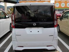 �������ե��ʤ�ǤϤΡڣ������򥳥ߥåȥ��ȡۥ������ե����ꥸ�ʥ�Σ��Ĥ��ݾڤǰ¿��Υ����饤�դ����פ��ޤ������� 4