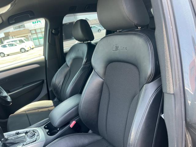 Ｑ５ ２．０ＴＦＳＩクワトロ　Ｓラインパッケージ　ユーザー買取車　ハーフレザーシート　純正ナビ　バックカメラ（8枚目）