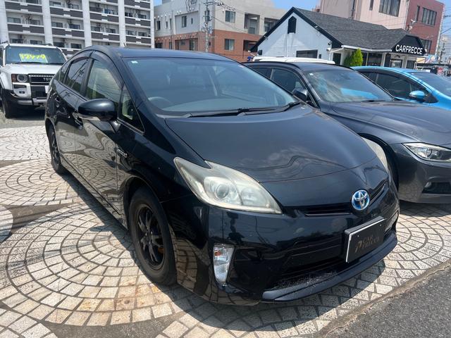 プリウス Ｓ　ユーザー買取車　ナビ　ＴＶ　バックカメラ（3枚目）