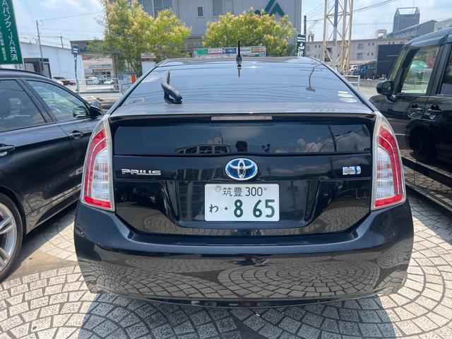 プリウス Ｓ　ユーザー買取車　ナビ　ＴＶ　バックカメラ（5枚目）